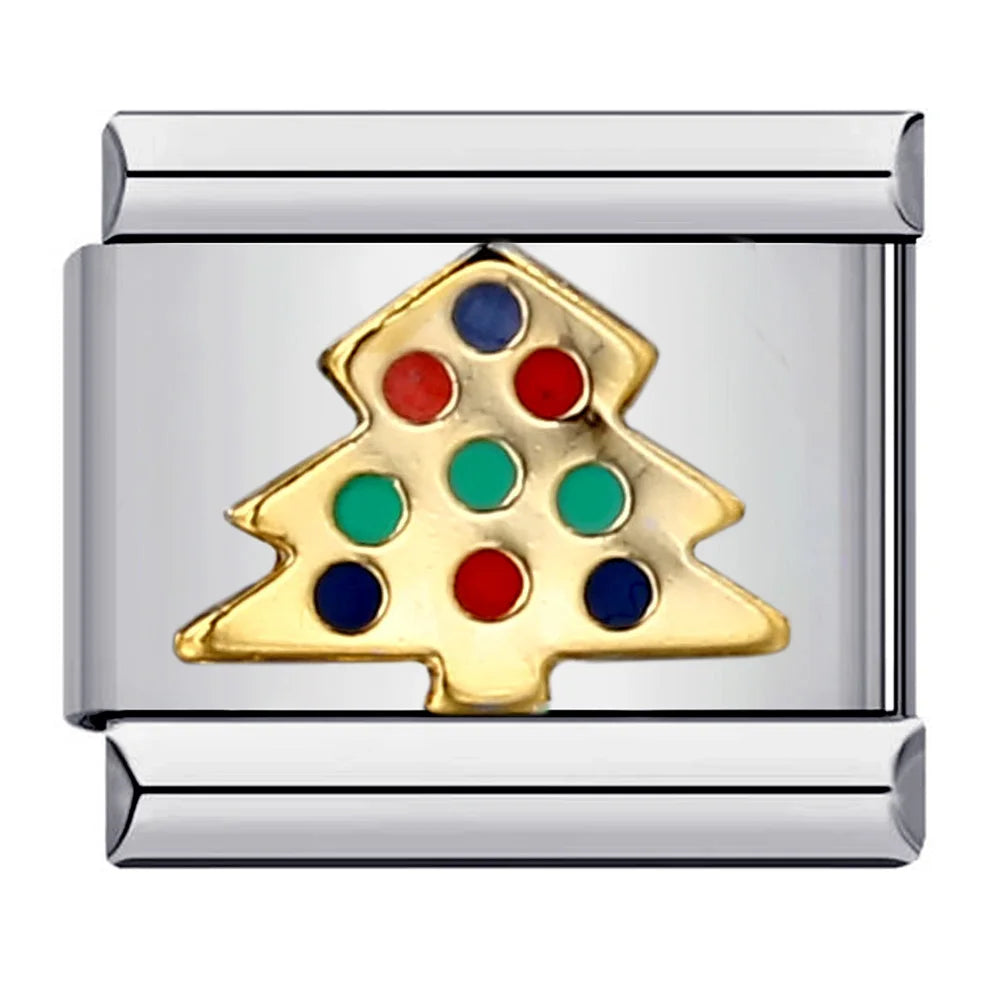 Vánoční strom s ozdobami