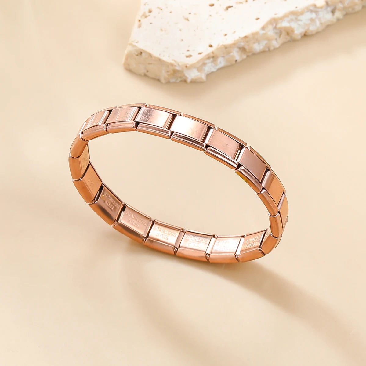Klasický náramek Charm - rose gold