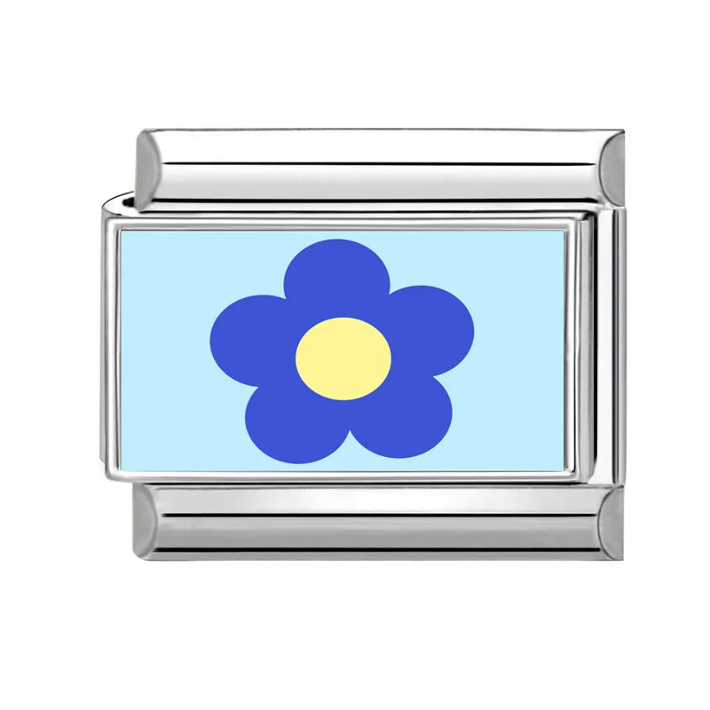 Modrá květina s žlutým středem