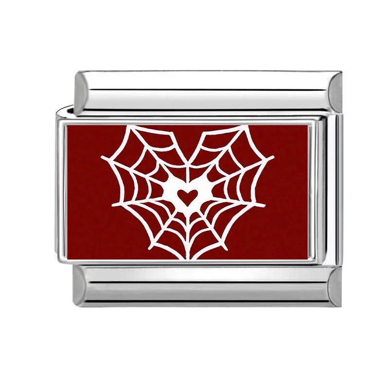 Pavoučí síť na vínovém pozadí